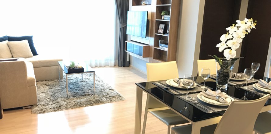 Condominio de 2 dormitorios en Sathon, Bangkok, Tailandia № 143930