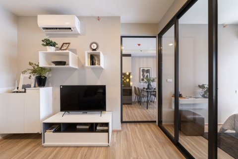 Condominio de 1 dormitorio en Bangkok, Tailandia № 165761 - foto 3