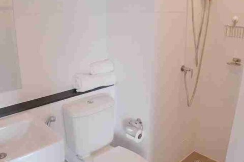 Condominio de 1 dormitorio en Bangkok, Tailandia № 183181 - foto 8