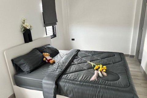 Townhouse in Pattaya, Thailand 2 bedrooms № 171590 - photo 4