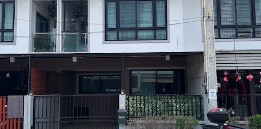 Townhouse in Pattaya, Thailand 2 bedrooms № 171590