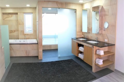 Apartamento de 2 dormitorios en Jomtien Beach, Pattaya, Tailandia № 59522 - foto 3