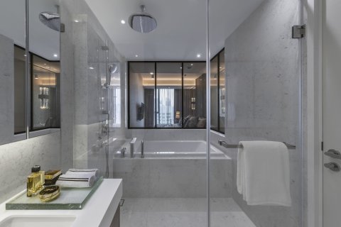 Ático de 3 dormitorios en Bangkok, Tailandia № 180692 - foto 15