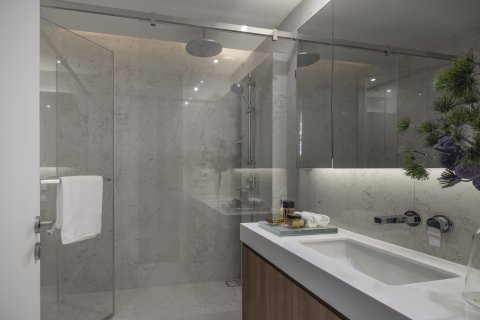 Ático de 3 dormitorios en Bangkok, Tailandia № 180692 - foto 18