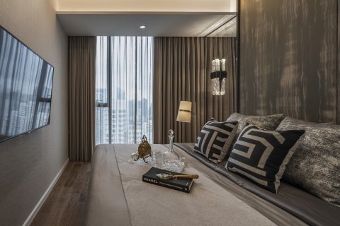 Ático de 3 dormitorios en Bangkok, Tailandia № 180692 - foto 11