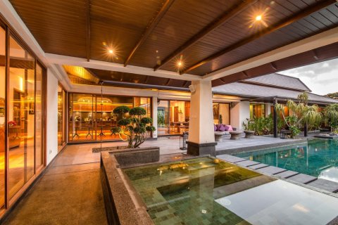 Casa de 6 dormitorios en Hua Hin, Tailandia № 180689 - foto 29