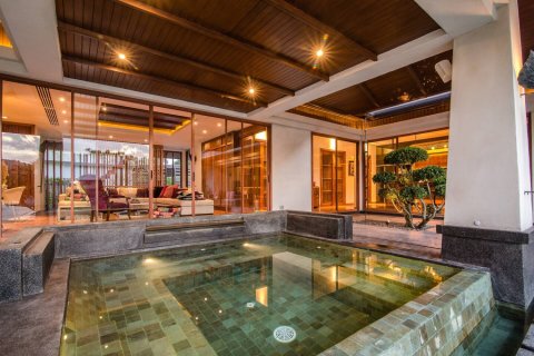 Casa de 6 dormitorios en Hua Hin, Tailandia № 180689 - foto 28