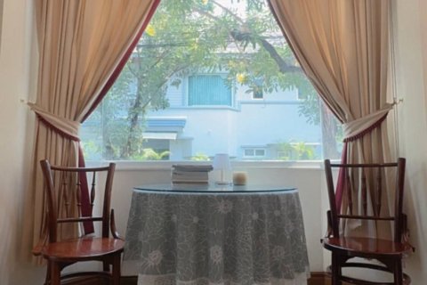 Casa de 4 dormitorios en Suan Luang, Bangkok, Tailandia № 172773 - foto 9