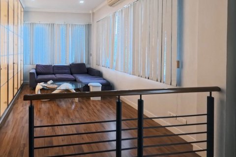 Casa de 4 dormitorios en Nonthaburi, Tailandia № 148440 - foto 7