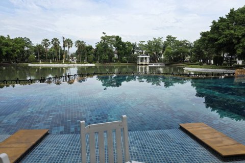 Casa de 4 dormitorios en Nonthaburi, Tailandia № 148440 - foto 16
