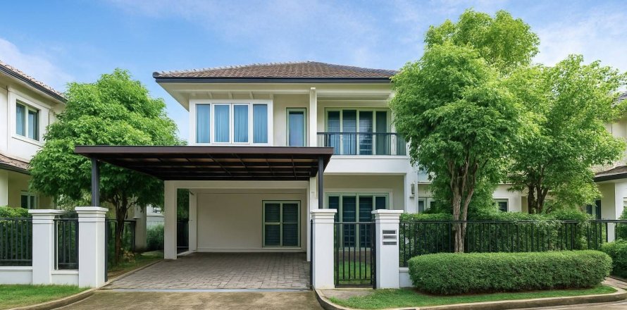 Casa de 4 dormitorios en Nonthaburi, Tailandia № 148440