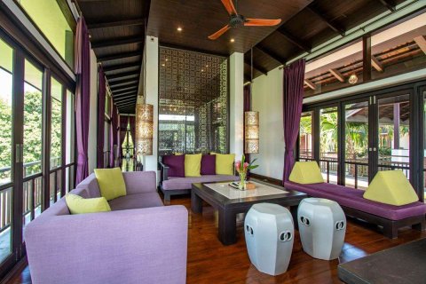 Casa de 5 dormitorios en Chiang Mai, Tailandia № 183020 - foto 20