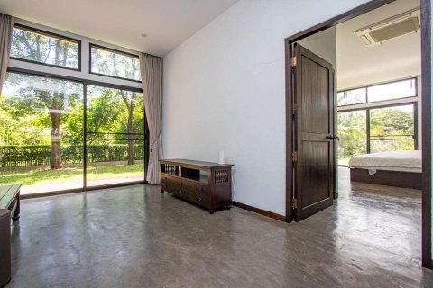 Casa de 5 dormitorios en Chiang Mai, Tailandia № 183020 - foto 7