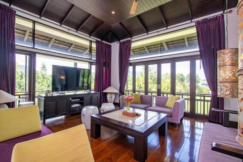 Casa de 5 dormitorios en Chiang Mai, Tailandia № 183020 - foto 14