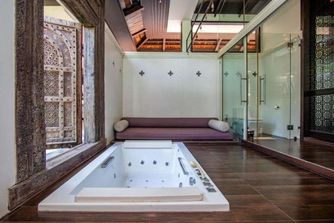 Casa de 5 dormitorios en Chiang Mai, Tailandia № 183020 - foto 29