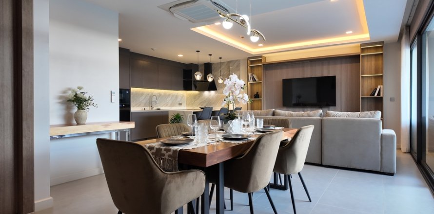 Apartamento de 4 habitaciones en Pattaya, Tailandia № 183022