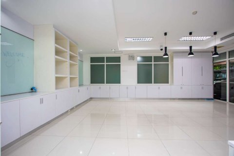 Local comercial 97 m2 en Chiang Mai, Tailandia № 183021 - foto 5