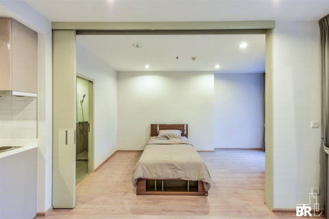 Eigentumswohnung in Bangkok, Thailand, 1 Schlafzimmer  № 184525 - Foto 8