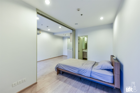 Eigentumswohnung in Bangkok, Thailand, 1 Schlafzimmer  № 184525 - Foto 4