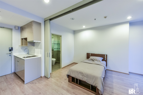 Eigentumswohnung in Bangkok, Thailand, 1 Schlafzimmer  № 184525 - Foto 9