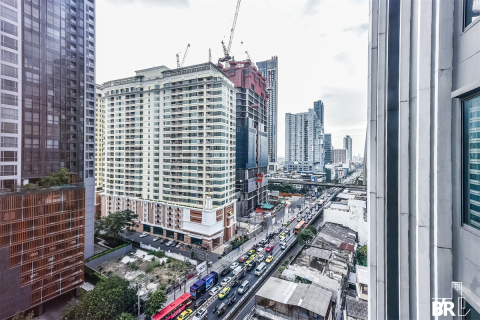 Eigentumswohnung in Bangkok, Thailand, 1 Schlafzimmer  № 184525 - Foto 2