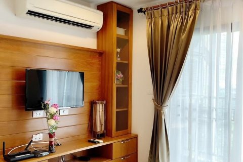 Estudio en el condominio en Khlong Toei, Bangkok, Tailandia № 140037 - foto 3