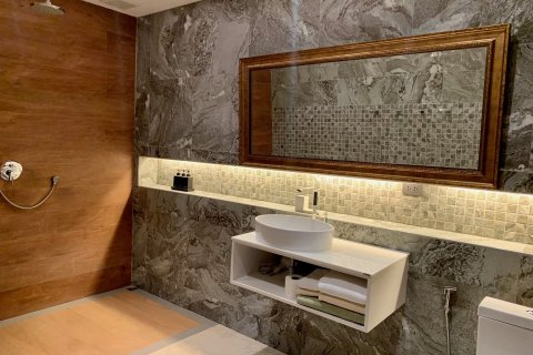 Chalet de 9 dormitorios en Phuket, Tailandia № 140714 - foto 17