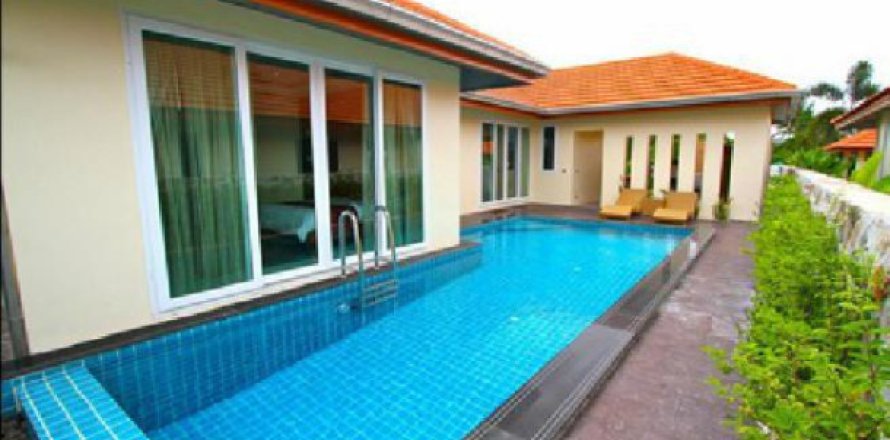 Chalet de 4 dormitorios en Pattaya, Tailandia № 202892