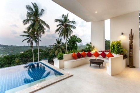 Chalet de 3 dormitorios en Surat Thani, Tailandia № 202895 - foto 3