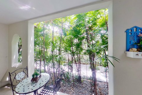 Condominio de 2 dormitorios en Hua Hin, Tailandia № 136374 - foto 19