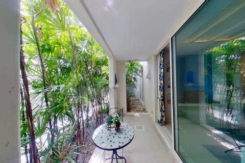 Condominio de 2 dormitorios en Hua Hin, Tailandia № 136374 - foto 18