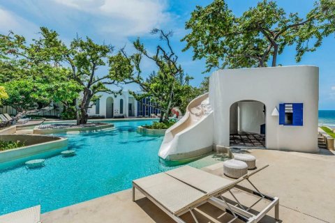 Condominio de 2 dormitorios en Hua Hin, Tailandia № 136374 - foto 21