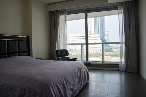 Condominio de 4 dormitorios en Bangkok, Tailandia № 65868 - foto 11