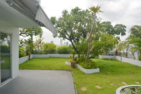 Condominio de 3 dormitorios en Bangkok, Tailandia № 65870