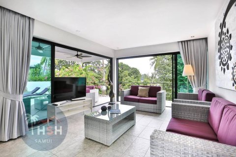 Chalet de 3 dormitorios en Ko Samui, Tailandia № 180062 - foto 9