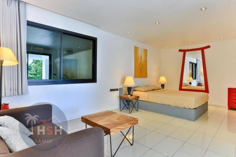 Chalet de 3 dormitorios en Ko Samui, Tailandia № 180062 - foto 19