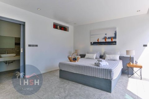 Chalet de 3 dormitorios en Ko Samui, Tailandia № 180062 - foto 15