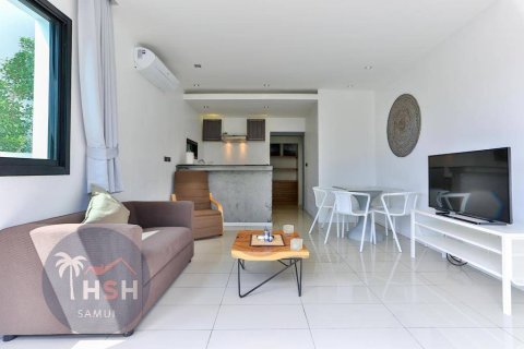 Chalet de 3 dormitorios en Ko Samui, Tailandia № 180062 - foto 18