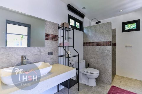 Chalet de 3 dormitorios en Ko Samui, Tailandia № 180062 - foto 17