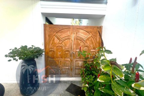 Chalet de 4 dormitorios en Ko Samui, Tailandia № 180063 - foto 20