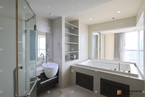 Condo à Bangkok, Thaïlande, 3 chambres № 197397 - photo 10