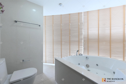 Condo à Bangkok, Thaïlande, 3 chambres № 197397 - photo 3