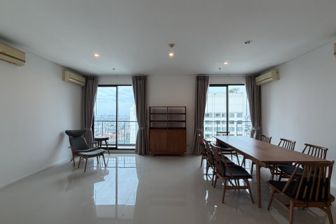Condo in Watthana, Bangkok, Thailand, 5 bedrooms № 201301 - photo 13