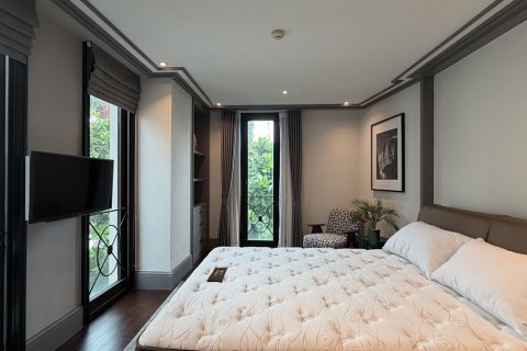 Condominio de 2 dormitorios en Sathon, Bangkok, Tailandia № 201295 - foto 22