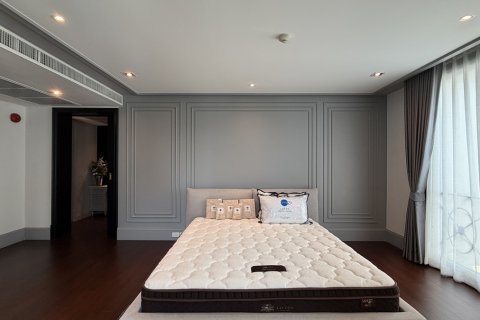 Condominio de 2 dormitorios en Sathon, Bangkok, Tailandia № 201295 - foto 26