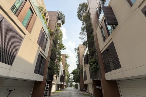 Condominio de 2 dormitorios en Sathon, Bangkok, Tailandia № 201295 - foto 20