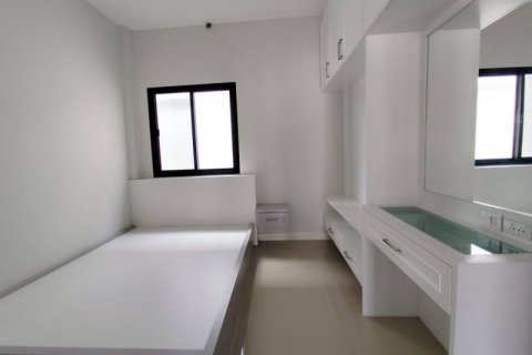 Casa de 2 dormitorios en Bang Sare, Tailandia № 116811 - foto 14