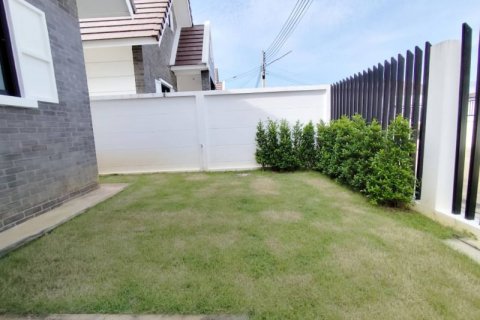 Casa de 2 dormitorios en Bang Sare, Tailandia № 116811 - foto 3