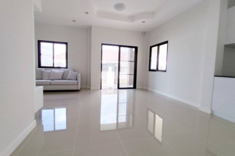Casa de 2 dormitorios en Bang Sare, Tailandia № 116811 - foto 7