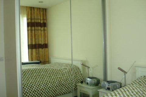 Condo in Bangkok, Thailand, 2 bedrooms № 143467 - photo 4